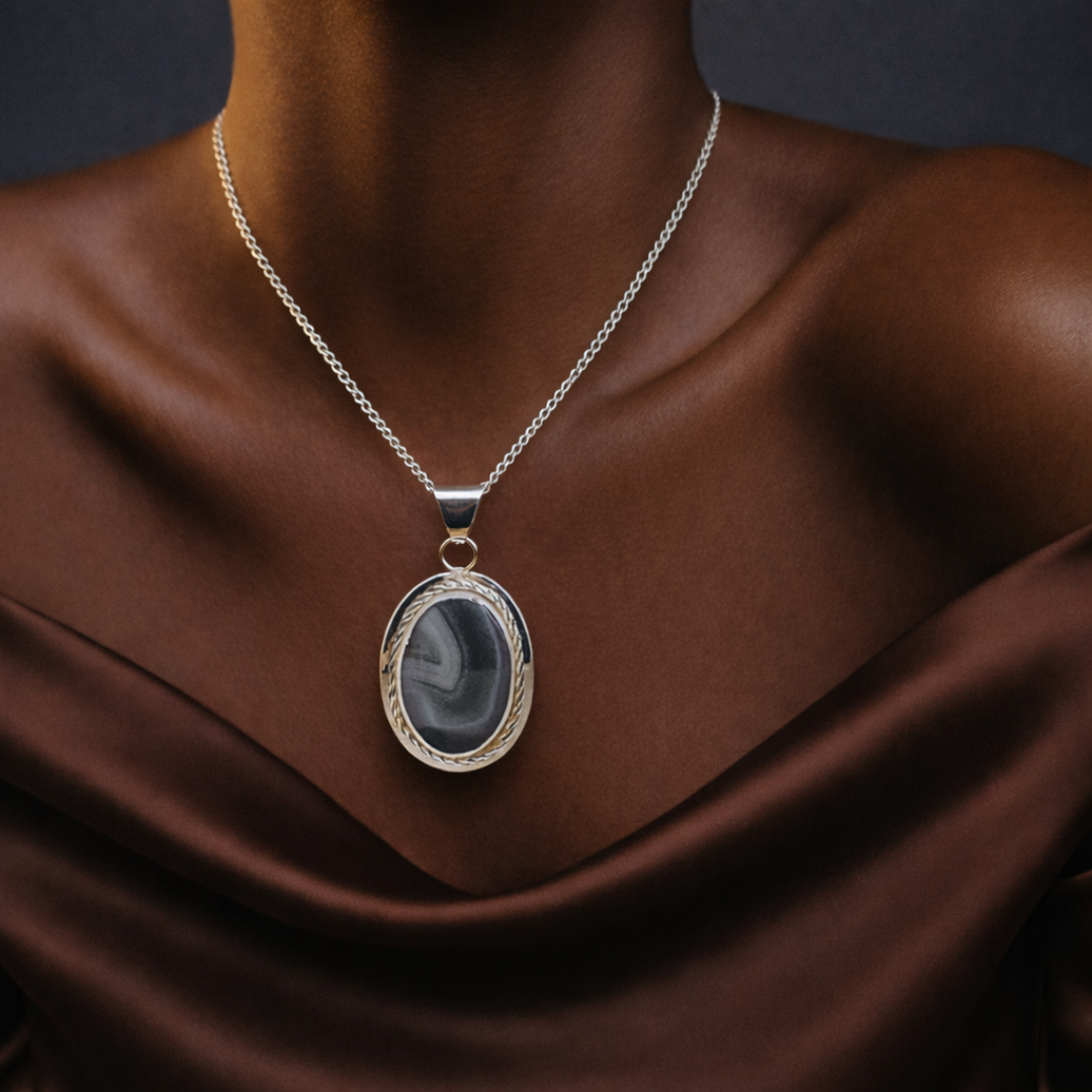 Flint Pendant 2