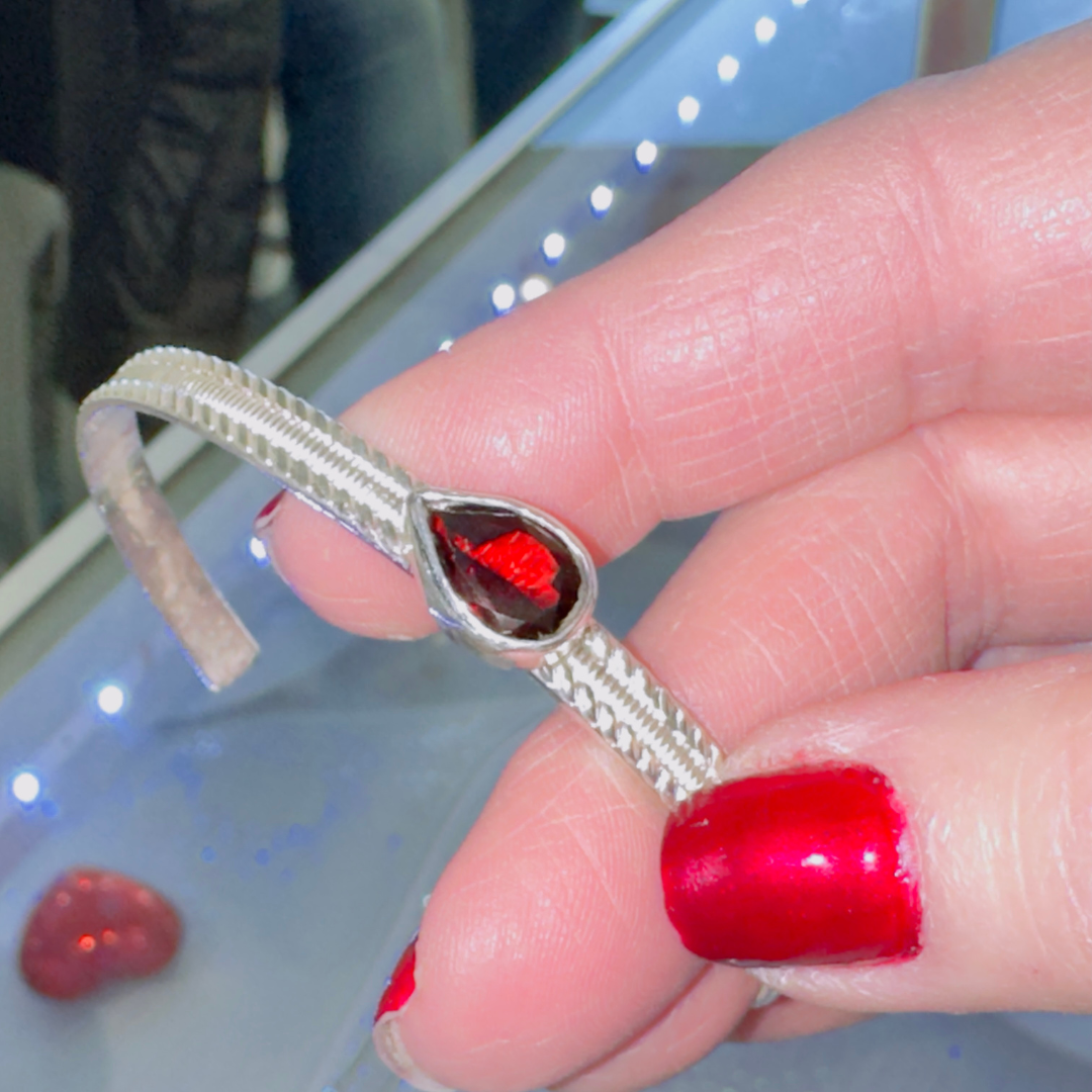 Garnet & .925 Sterling Silver Bracelet